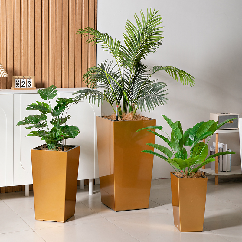 4075-3055-2240 painted flowerpot